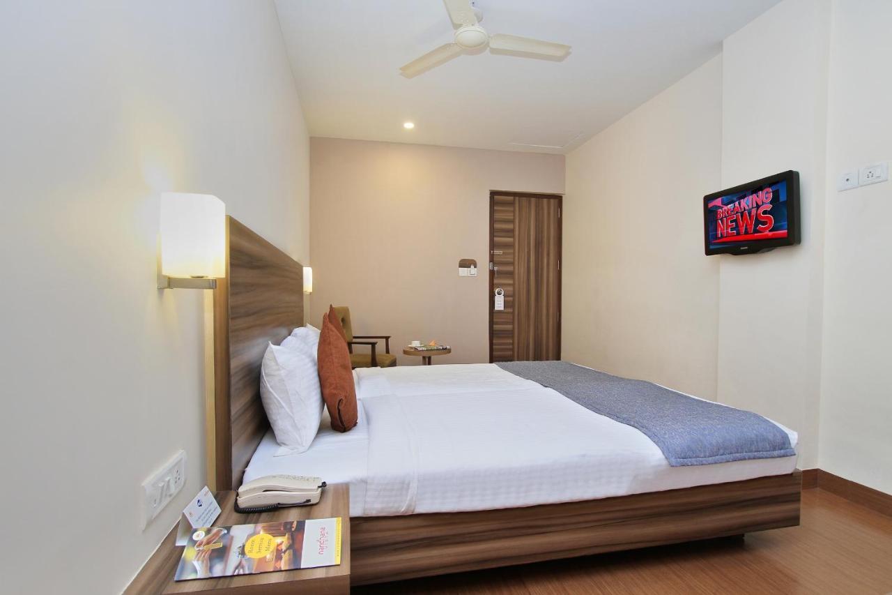 Hotel Octave La Sara Vista Bangalore Exterior foto